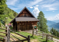 Sehr schön gelegene Berghütte mit sehr guter Aussicht