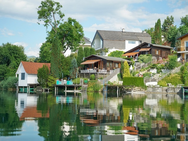 Kleines Holzhaus Direkt Am Magdalenesee In Karnten